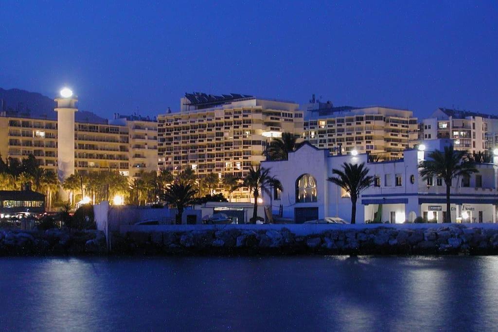 Piso En Marbella En Primera Linea De Playa Exterior foto