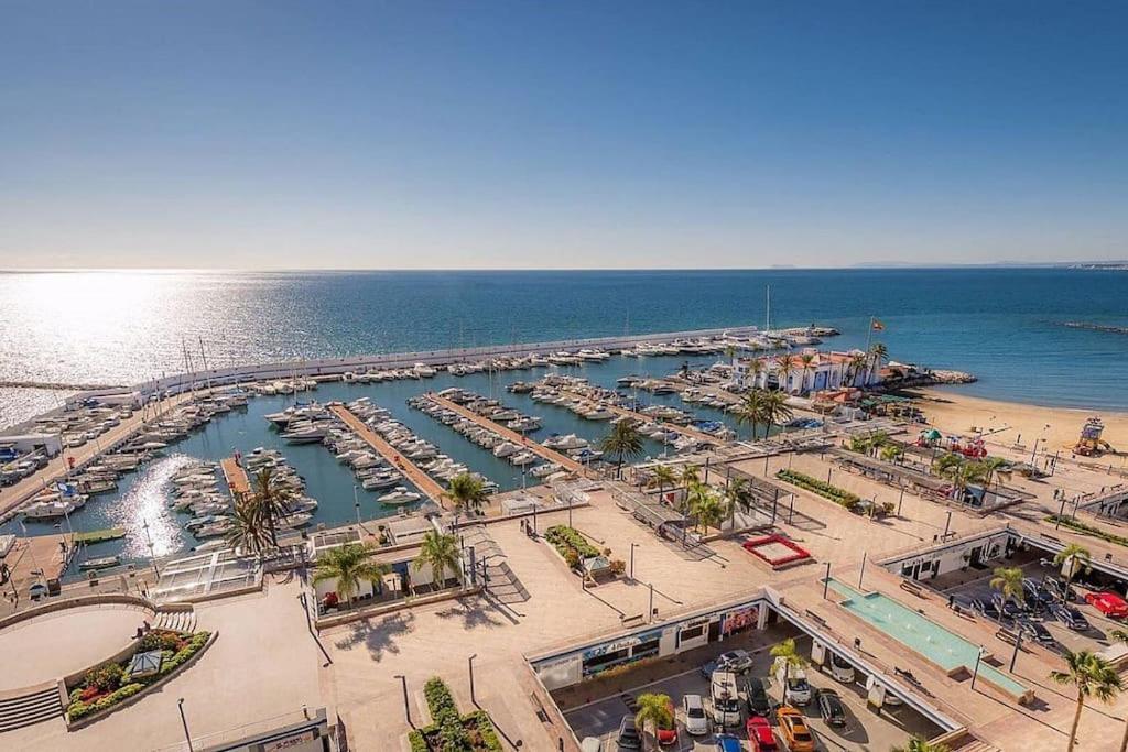 Piso En Marbella En Primera Linea De Playa Exterior foto
